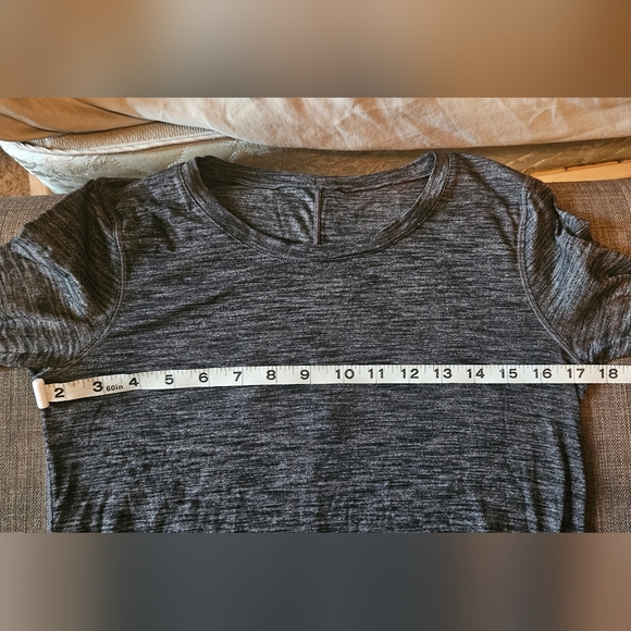 Lululemon On The Run Long Sleeve Heathered Grey Reflective No Tags Size Small - Picture 7 of 7